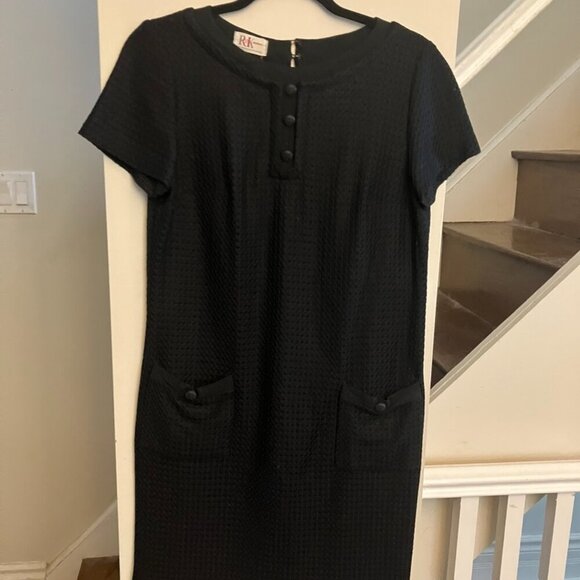 Vintage LBD Mesh with Pockets - Picture 6 of 9